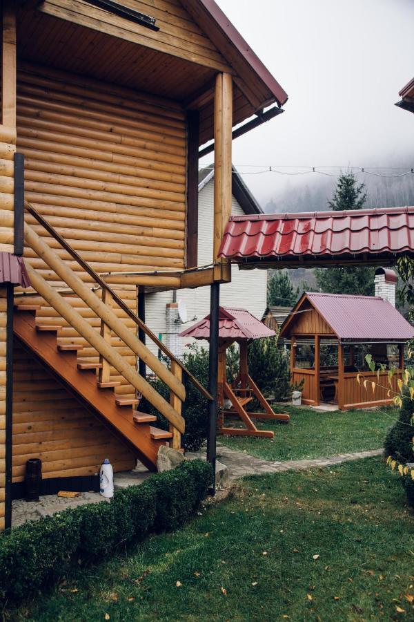 Cottage Nezabudka ยาเรมชา ภายนอก รูปภาพ